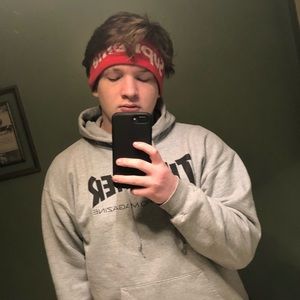 Meet your Posher, Logan